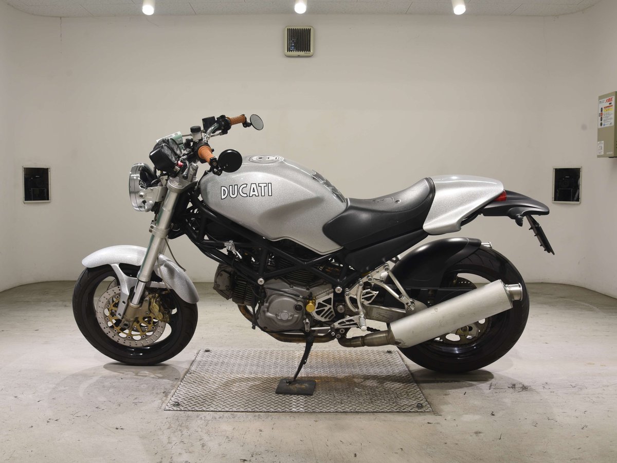 Ducati MONSTER 400 IE 2006, рама ZDMM407AA4B049795 – мотоцикл из Японии с аукциона BDS, фото 2