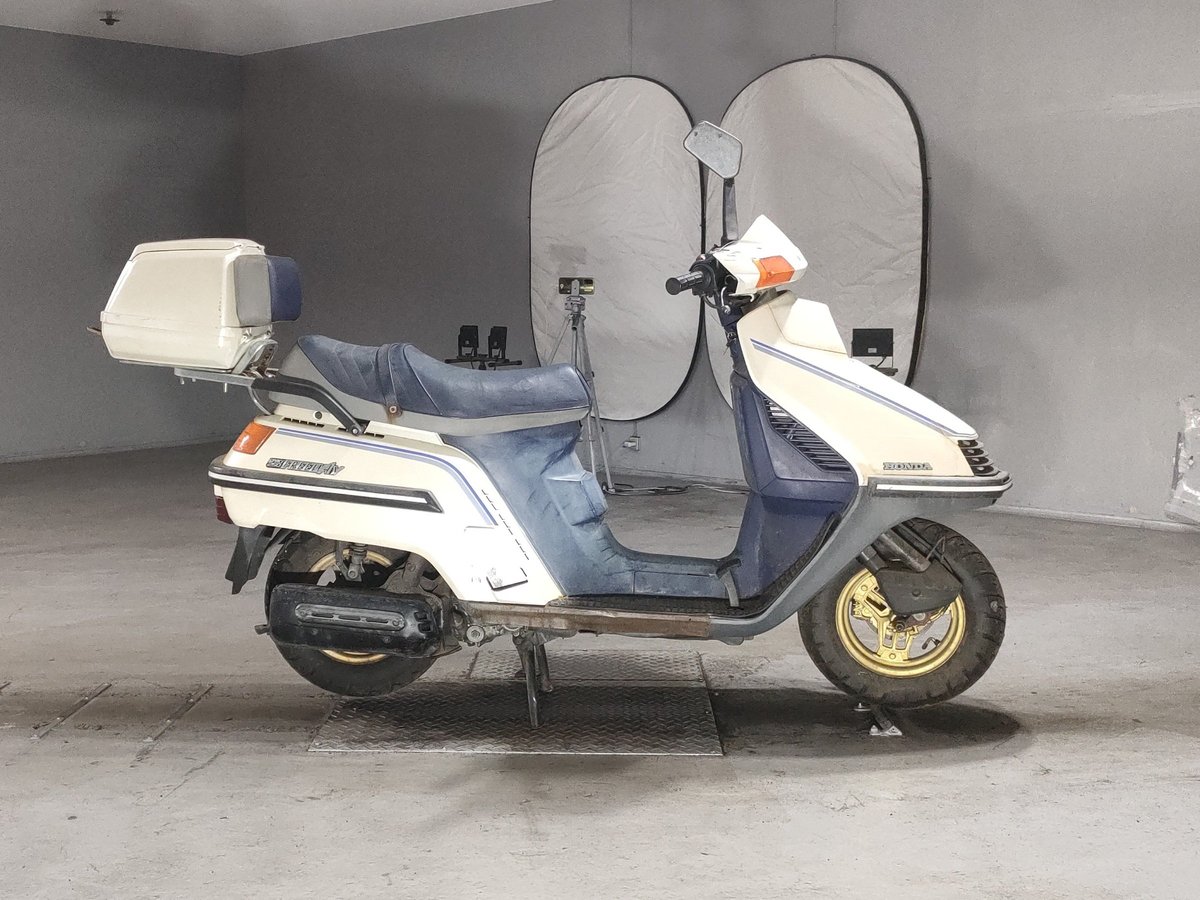 Honda FREEWAY 1987, рама MF01-1209264 – мотоцикл из Японии с аукциона JBA, фото 1