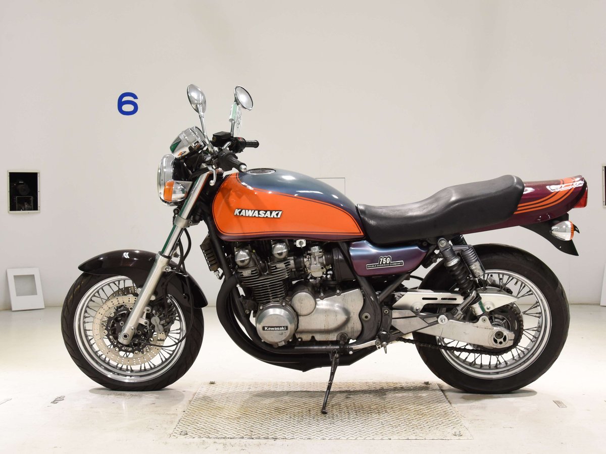 Kawasaki ZEPHYR750 2025, рама ZR750C-035467 – мотоцикл из Японии с аукциона BDS, фото 2