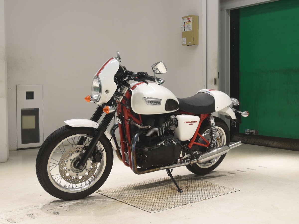 Triumph THRUXTON900 2011, рама SMTTJ9147GA455722 – мотоцикл из Японии с аукциона BDS, фото 4