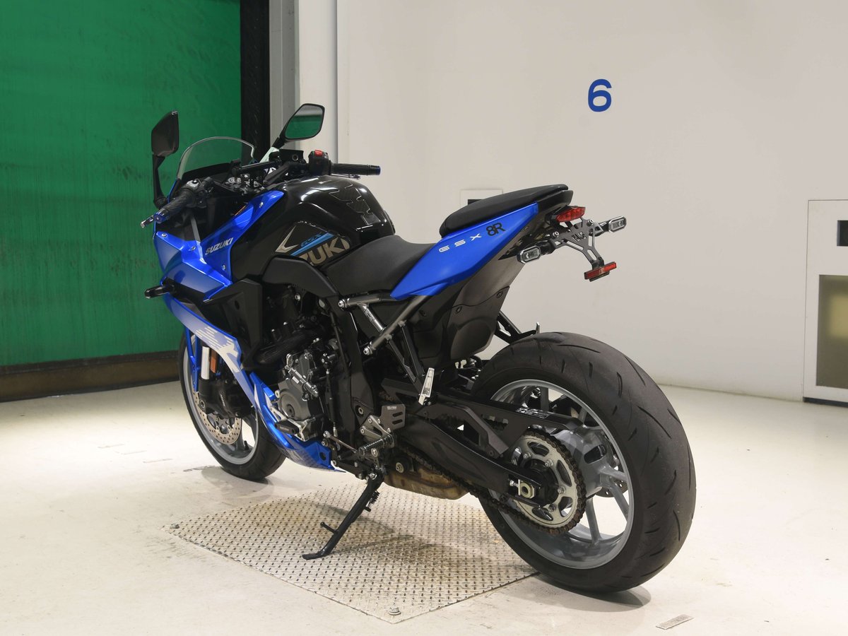 Suzuki GSX-8R 2024, рама EM1AA-102432 – мотоцикл из Японии с аукциона BDS, фото 6