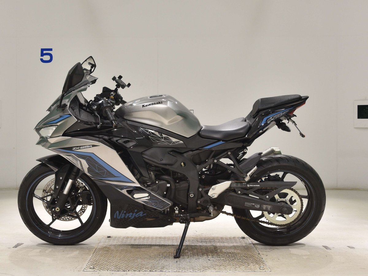 Kawasaki ZX-25R-2SE, рама ZX250H-A31428 – мотоцикл из Японии с аукциона BDS, фото 2