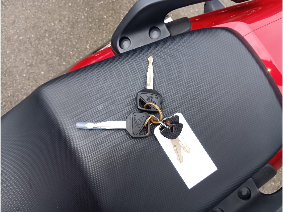 Honda CB400SFVA BOLDOR 2015, рама NC42-1603682 – мотоцикл из Японии с аукциона IAUC, фото 6