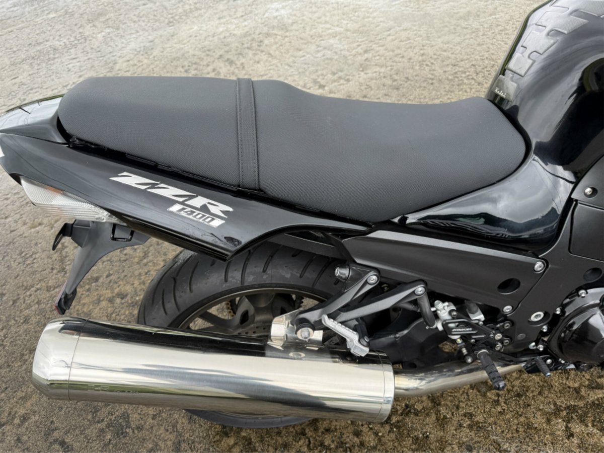 Kawasaki ZZ-R1400 2006, рама ZXT40A-006345 – мотоцикл из Японии с аукциона IAUC, фото 4