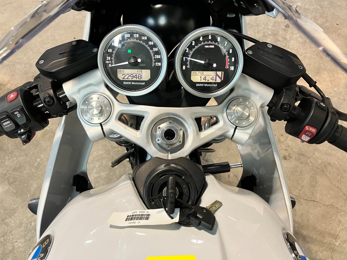 BMW R NINE T RACER 2019, рама WB10J2105JZ738605 – мотоцикл из Японии с аукциона IAUC, фото 3