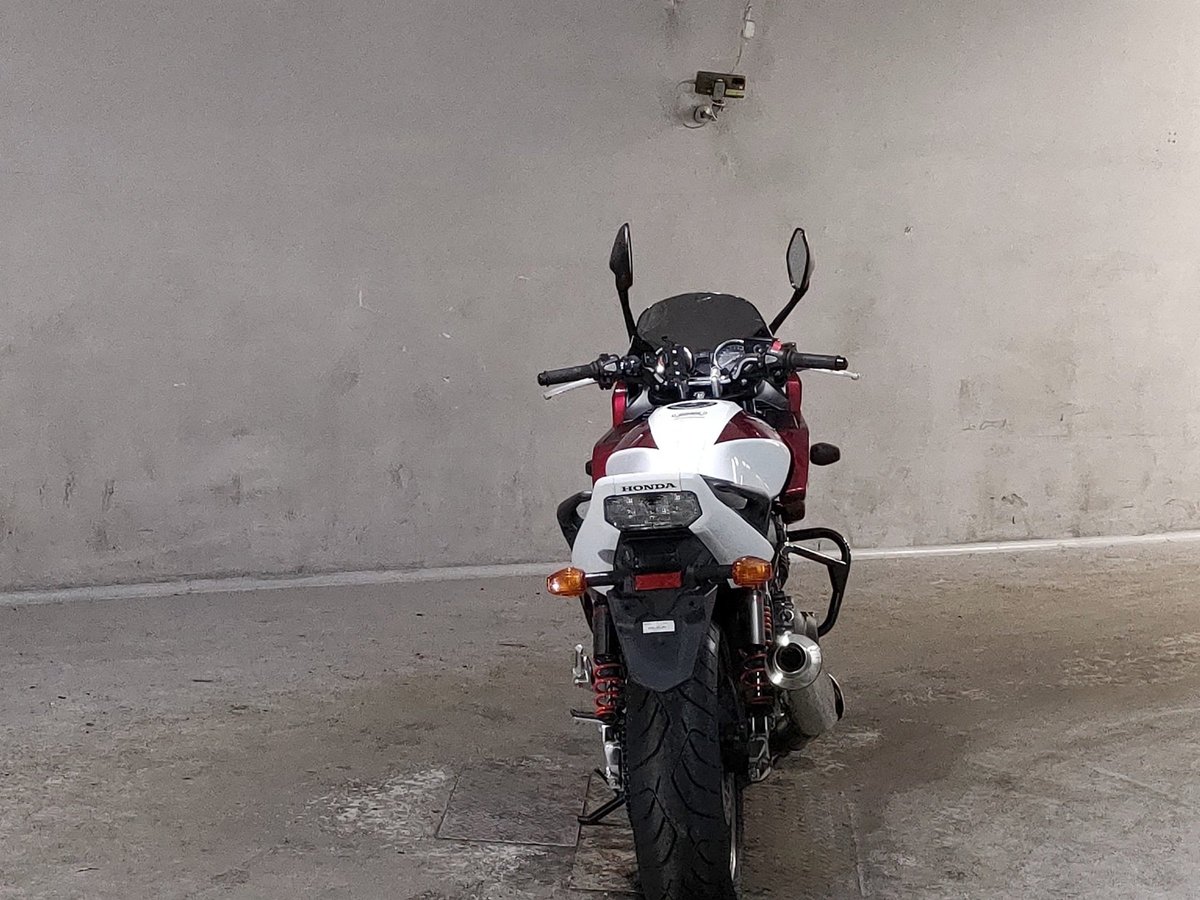 Honda CB400SF BOLDOR 2018, рама NC42-1901209 – мотоцикл из Японии с аукциона JBA, фото 4