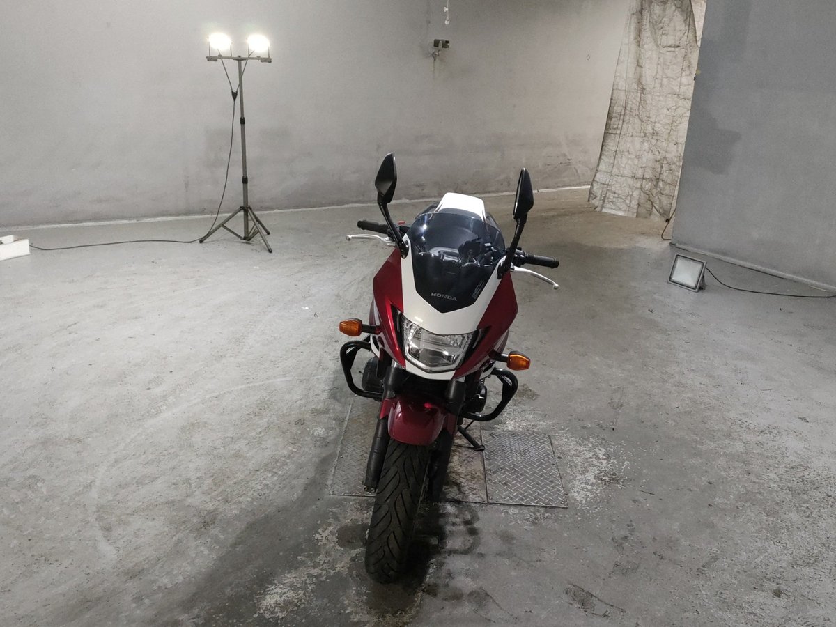 Honda CB400SF 2018, рама NC42-1901209 – мотоцикл из Японии с аукциона JBA, фото 3