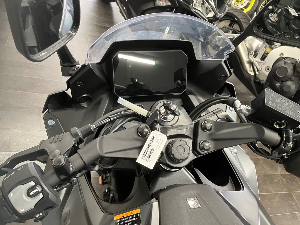 Suzuki GSX-8R 2024, рама EM1AA-101079 – мотоцикл из Японии с аукциона IAUC, фото 4