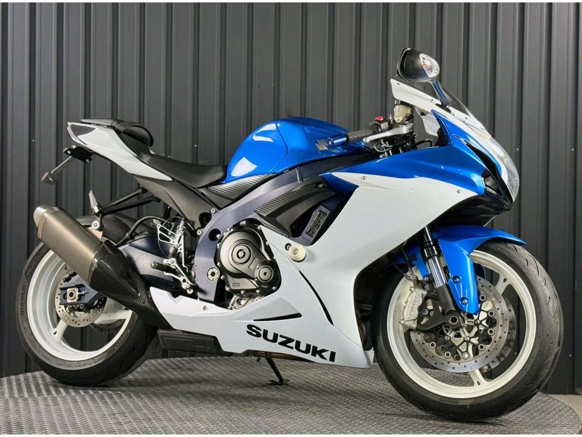 Suzuki GSX-R600 2012, рама JS1C3111100103099 – мотоцикл из Японии с аукциона IAUC, фото 1