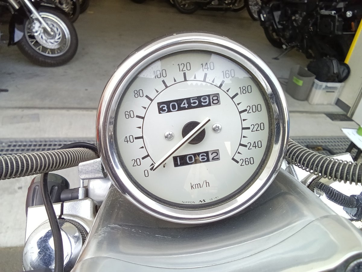 Yamaha V-MAX1200 1998, рама 2LT-015051 – мотоцикл из Японии с аукциона IAUC, фото 3