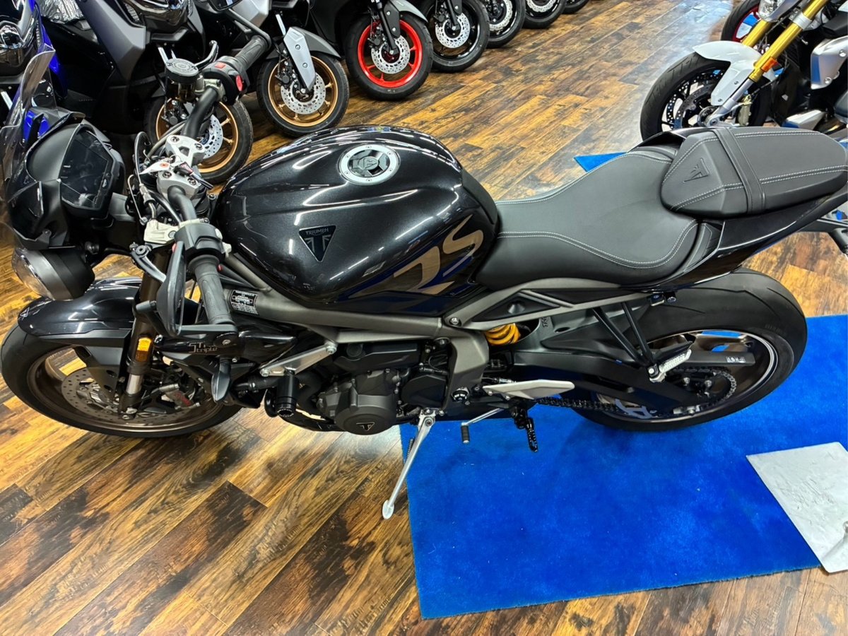 Triumph STREET TRIPLE 765 RS 2022, рама SMTHDA554ZPBE6894 – мотоцикл из Японии с аукциона IAUC, фото 2