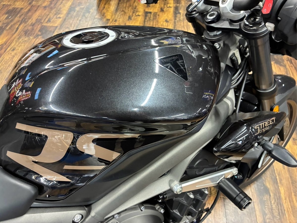 Triumph STREET TRIPLE 765 RS 2022, рама SMTHDA554ZPBE6894 – мотоцикл из Японии с аукциона IAUC, фото 5