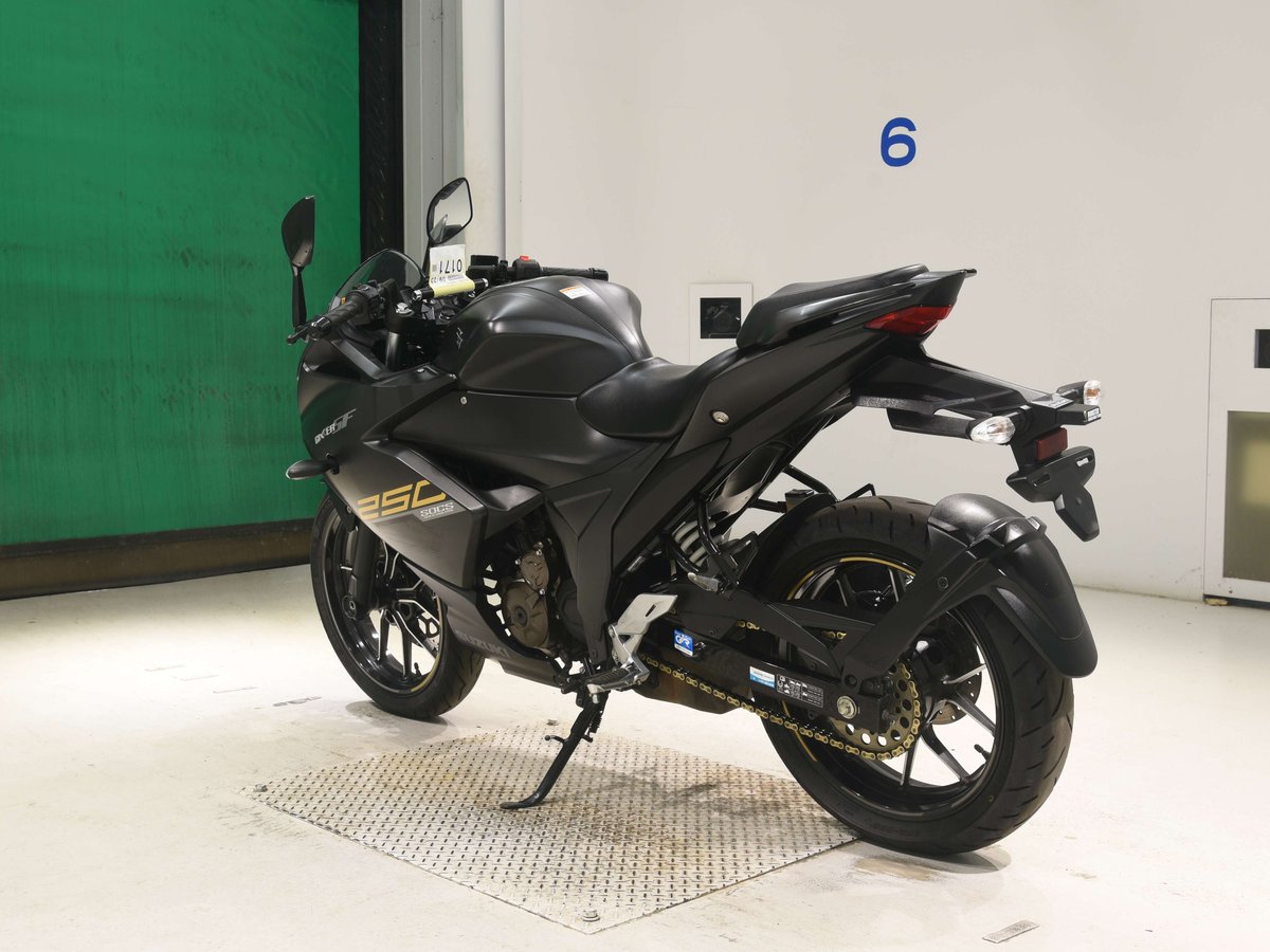 Suzuki GIXXER SF250, рама ED22B-106317 – мотоцикл из Японии с аукциона BDS, фото 6