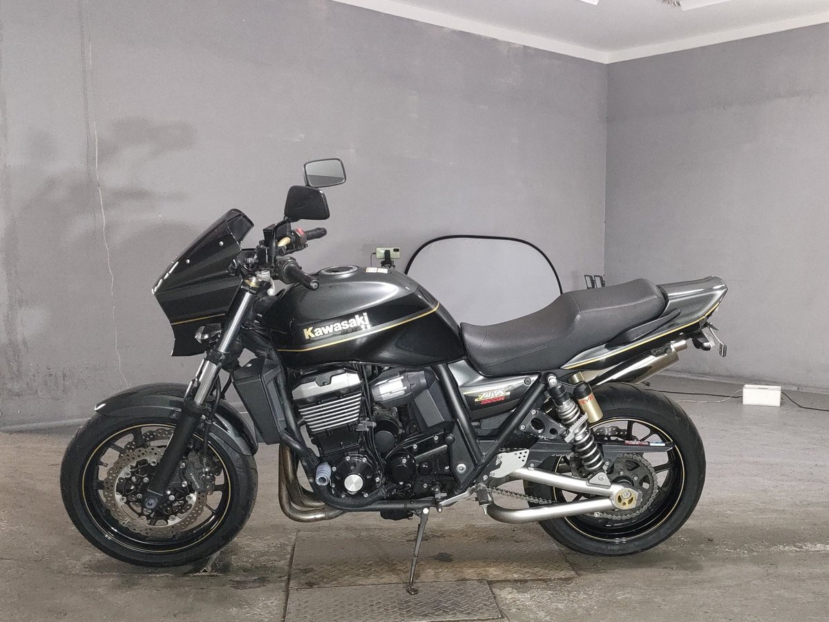 Kawasaki ZRX1200 2009, рама ZRT20D-001418 – мотоцикл из Японии с аукциона JBA, фото 2