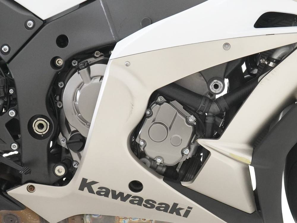 Kawasaki NINJA ZX-10RA 2017, рама JKAZXT00SSA009710 – мотоцикл из Японии с аукциона IAUC, фото 6