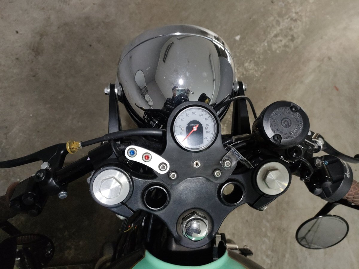 Triumph BONNEVILLE SE 2008, рама SMTTJ9107G8323416 – мотоцикл из Японии с аукциона JBA, фото 5
