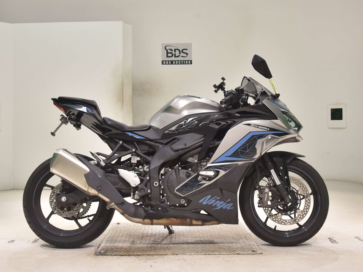 Kawasaki ZX-25R-2SE, рама ZX250H-A31428 – мотоцикл из Японии с аукциона BDS, фото 1