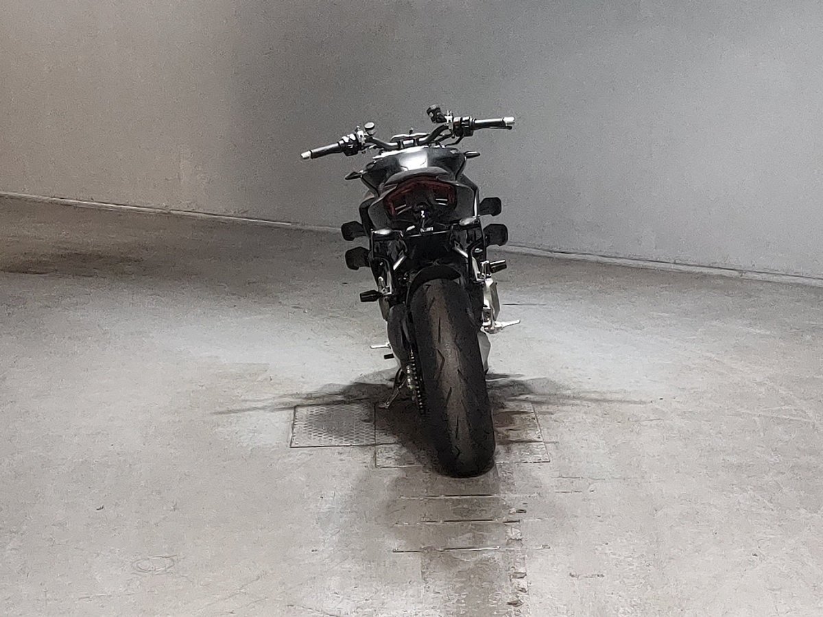 Ducati STREETFIGHTER V4 S 2021, рама ZDM1F00AAMB001714 – мотоцикл из Японии с аукциона JBA, фото 4