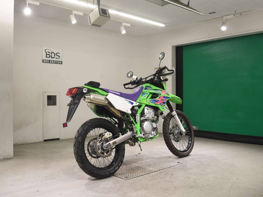 Kawasaki KLX250 2016, рама LX250S-A23386 – мотоцикл из Японии с аукциона BDS, фото 6