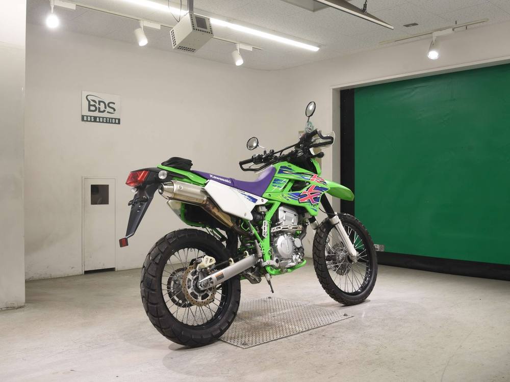 Kawasaki KLX250 2016, рама LX250S-A23386 – мотоцикл из Японии с аукциона BDS, фото 6