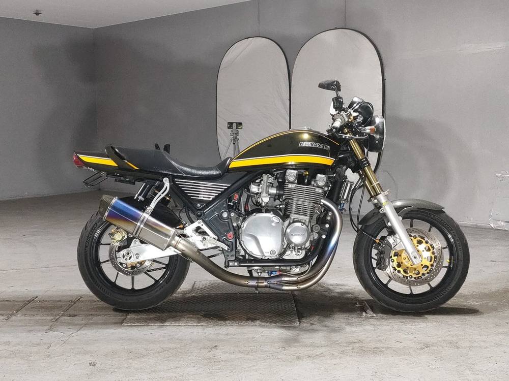 Kawasaki FORZA Z 1992, рама ZRT10A-008785 – мотоцикл из Японии с аукциона JBA, фото 1