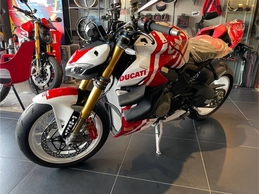 Ducati STREETFIGHTER 1098 2025, рама ZDM4F00AASB005*** – мотоцикл из Японии с аукциона IAUC, фото 2