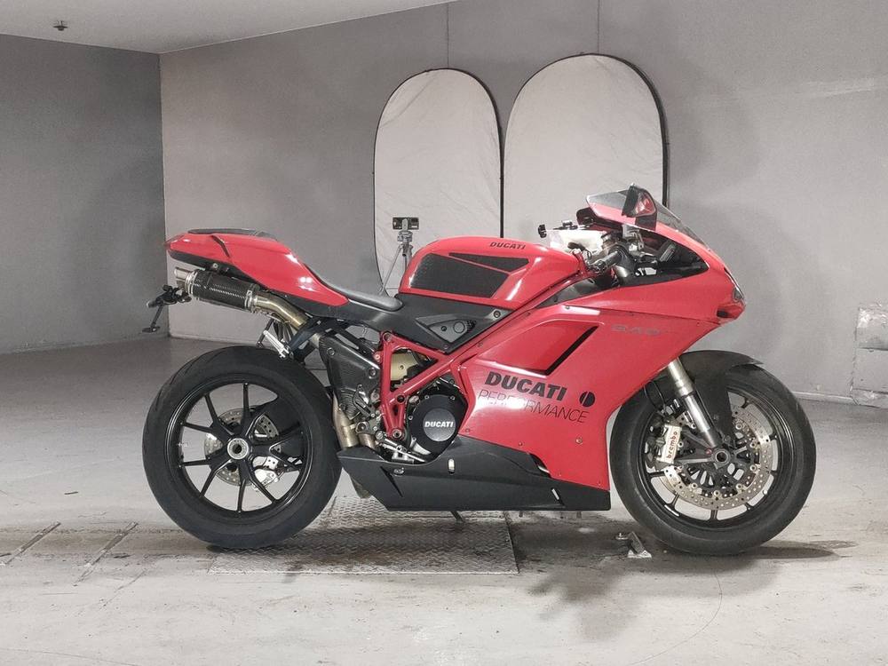 Ducati 848EVO 2011, рама ZDMH602AABB018657 – мотоцикл из Японии с аукциона JBA, фото 1