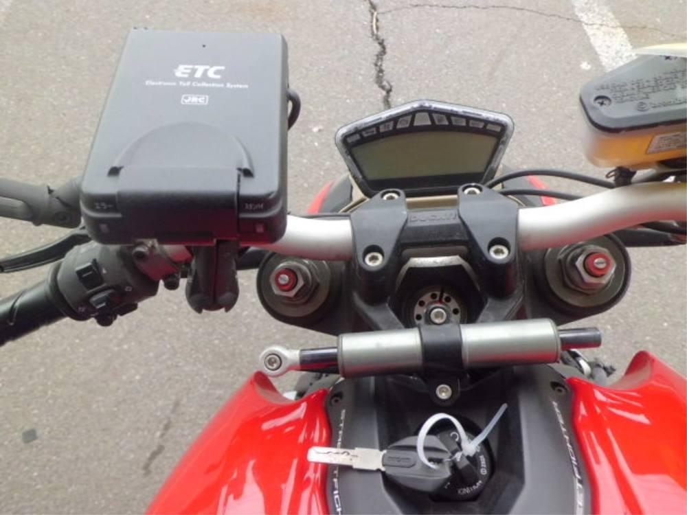 Ducati STREET FIGHTER 1098 2010, рама ZDMF100AA9B003476 – мотоцикл из Японии с аукциона IAUC, фото 6