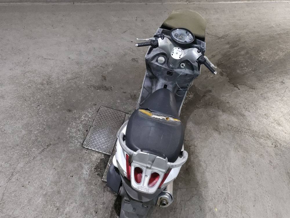 Kymco GRAND DINK125Z 2006, рама RFBSH25DC6R831412 – мотоцикл из Японии с аукциона JBA, фото 6