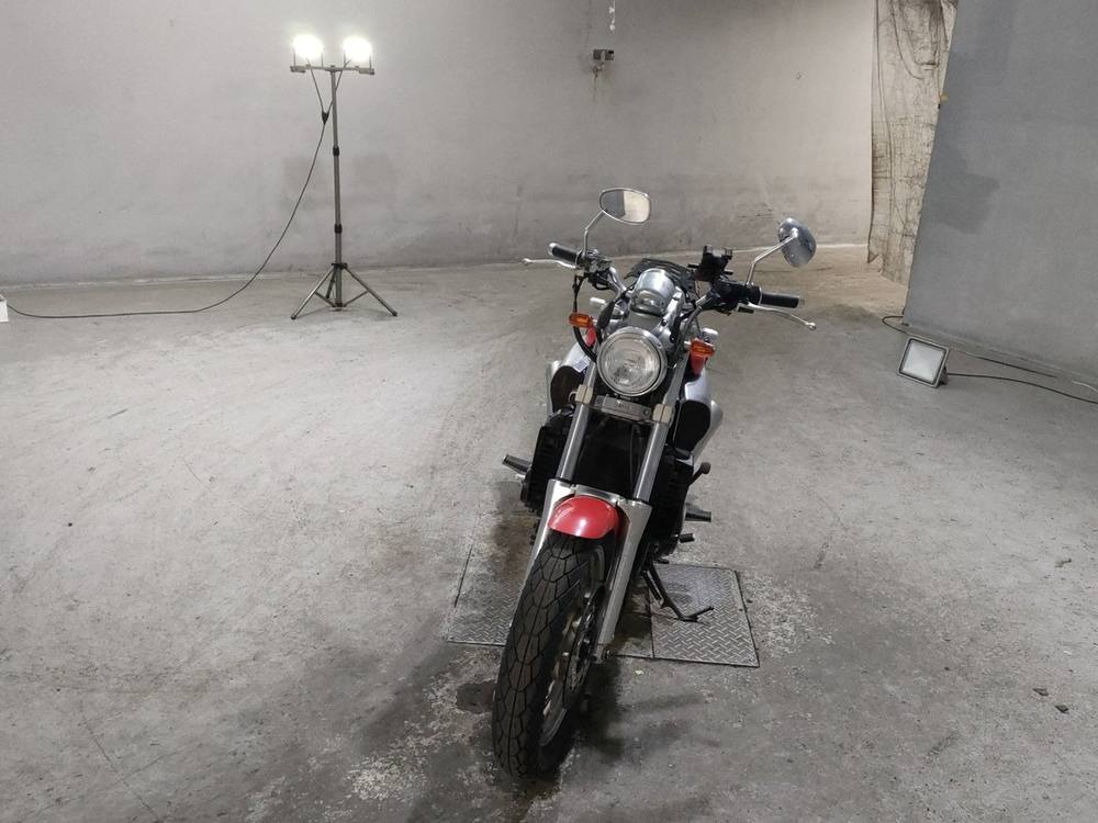 Yamaha V-MAX1200 1994, рама JYA2WEE0XSA043587 – мотоцикл из Японии с аукциона JBA, фото 3