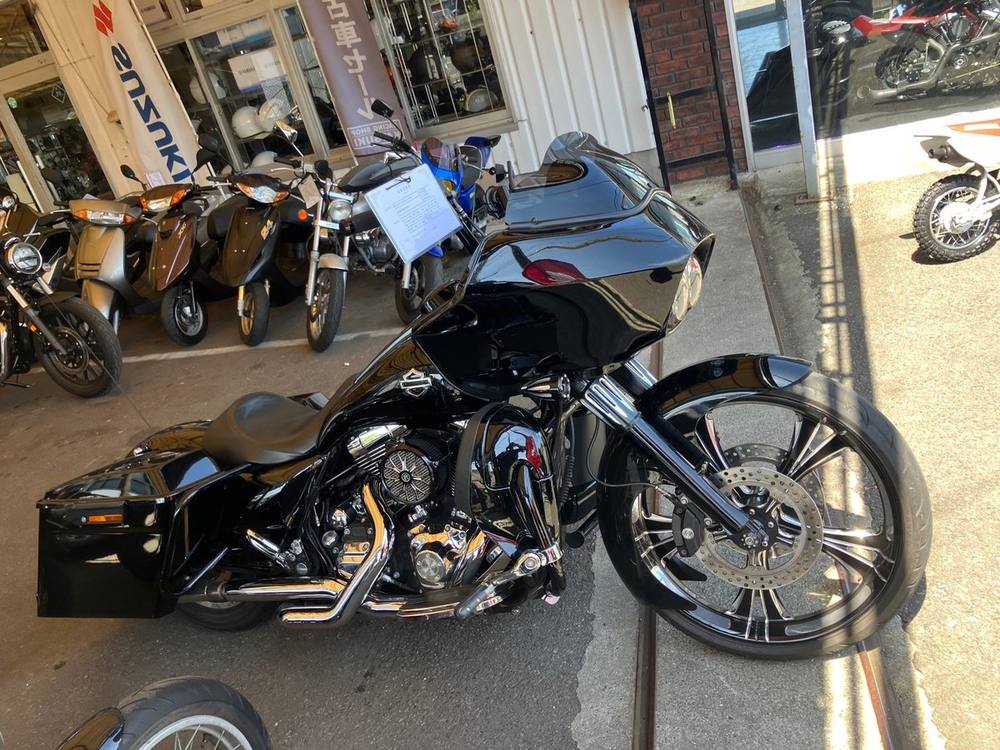 HD ROAD GLIDE FLTRX 2009, рама 5HD1KH4E0AB600047 – мотоцикл из Японии с аукциона IAUC, фото 1