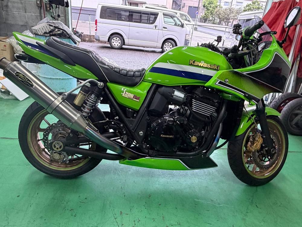 Kawasaki ZRX1200DAEG FE 2016, рама ZRT20D-023470 – мотоцикл из Японии с аукциона IAUC, фото 1