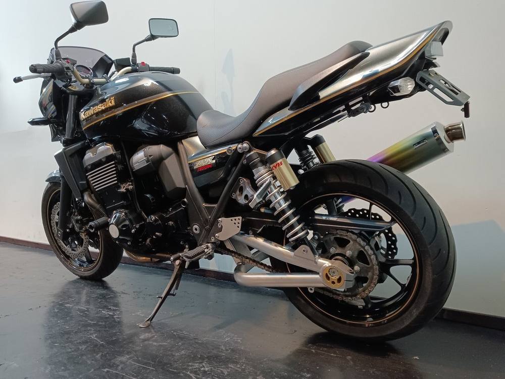 Kawasaki ZRX1200 DAEG 2009, рама ZRT20D-000551 – мотоцикл из Японии с аукциона IAUC, фото 4