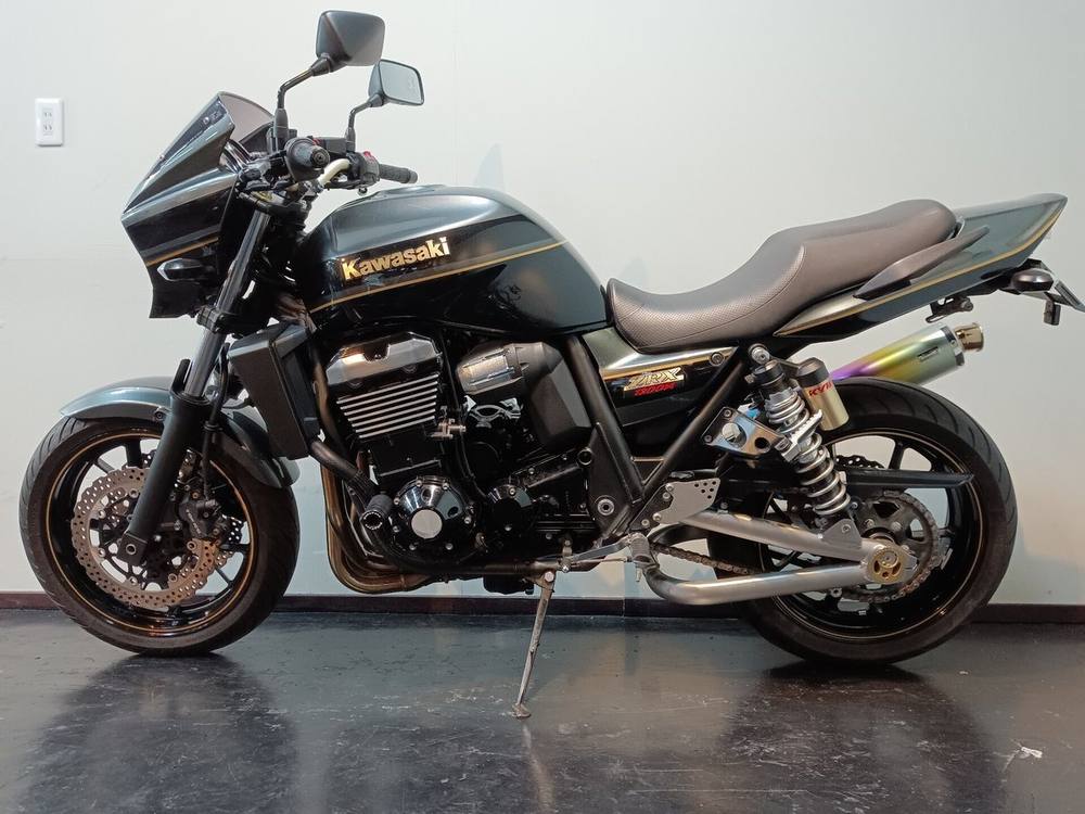 Kawasaki ZRX1200 DAEG 2009, рама ZRT20D-000551 – мотоцикл из Японии с аукциона IAUC, фото 6