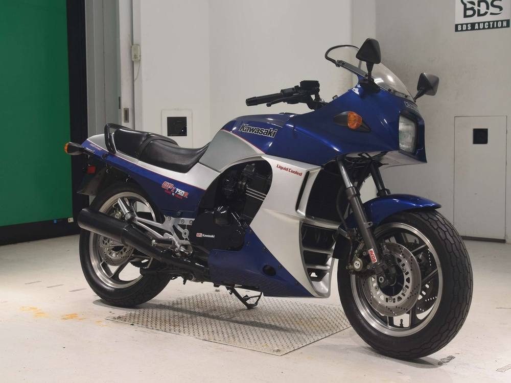 Kawasaki GPZ750R 1984, рама ZX750G-003689 – мотоцикл из Японии с аукциона BDS, фото 3