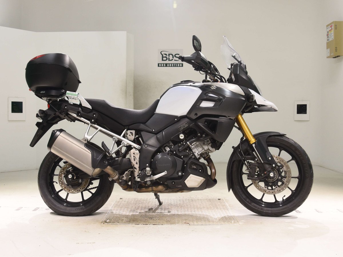 Suzuki V-STORM 1000A