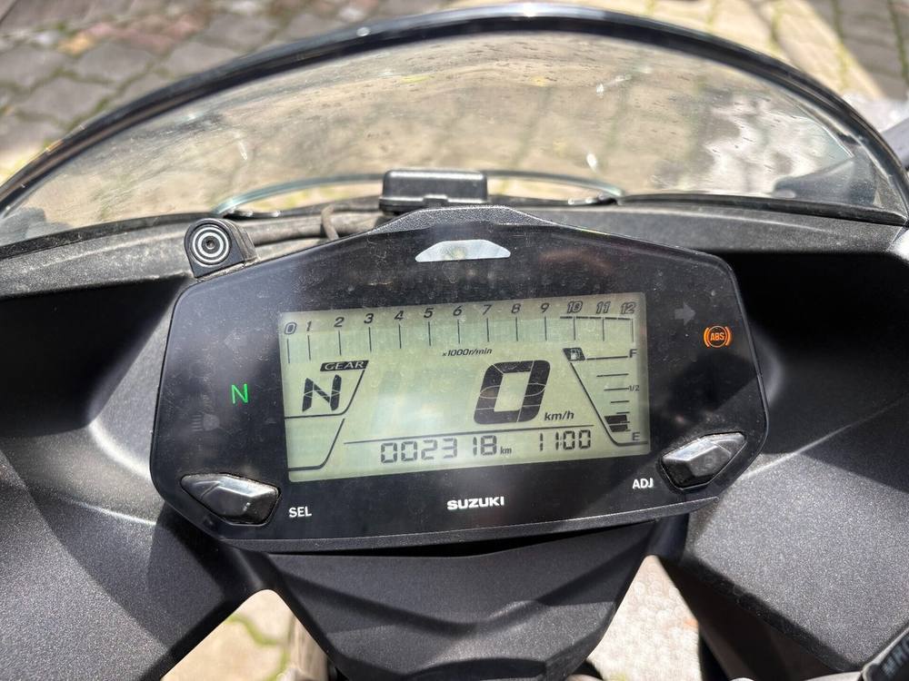 Suzuki JIXXER 150 SF 2022, рама MB8ED11WHN8138305 – мотоцикл из Японии с аукциона IAUC, фото 3