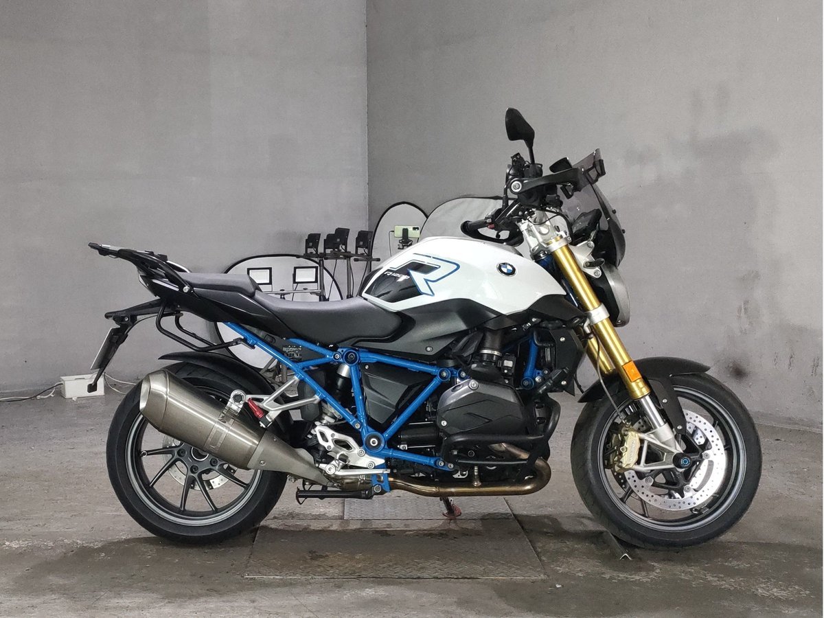 BMW R1200R