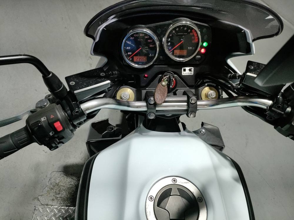 Kawasaki ZRX1200 2012, рама ZRT20D-010040 – мотоцикл из Японии с аукциона JBA, фото 5