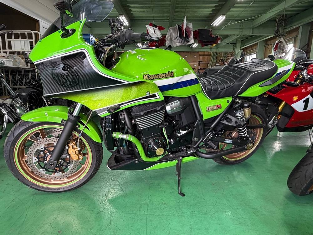 Kawasaki ZRX1200DAEG FE 2016, рама ZRT20D-023470 – мотоцикл из Японии с аукциона IAUC, фото 2