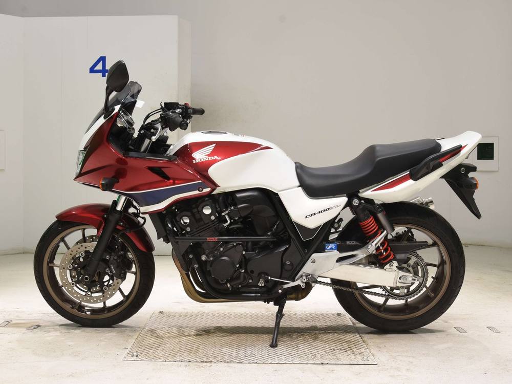 Honda CB400SFA 2018, рама NC42-1901209 – мотоцикл из Японии с аукциона BDS, фото 2