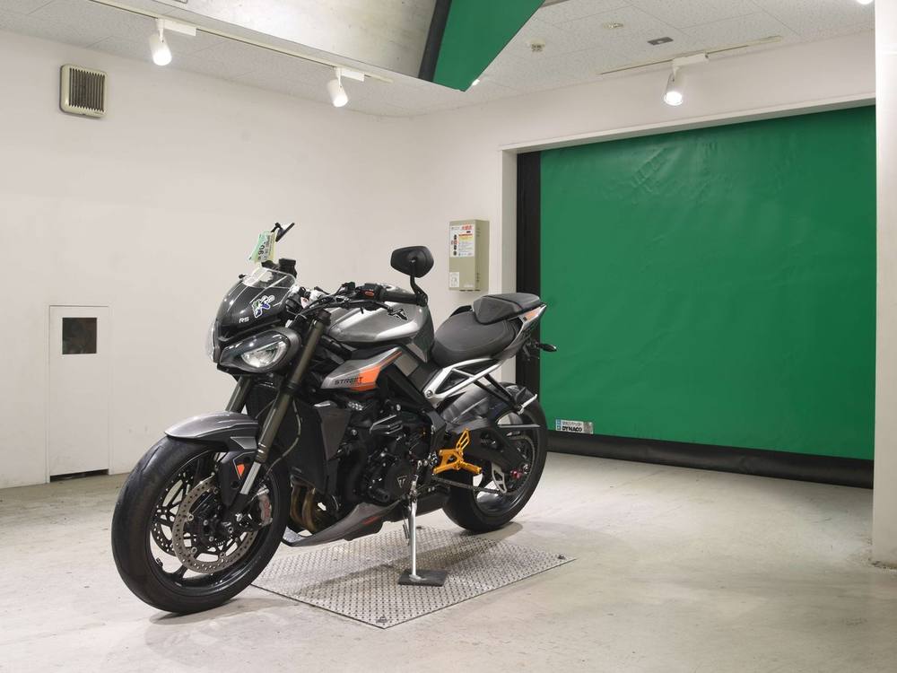 Triumph STREET TRIPLE RS 2023, рама SMTHDA614APBH3991 – мотоцикл из Японии с аукциона BDS, фото 4