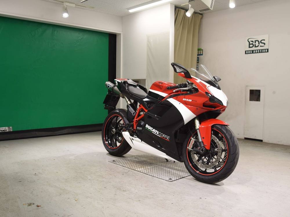 Ducati 848EVO 2012, рама ZDMH602AACB020028 – мотоцикл из Японии с аукциона BDS, фото 3