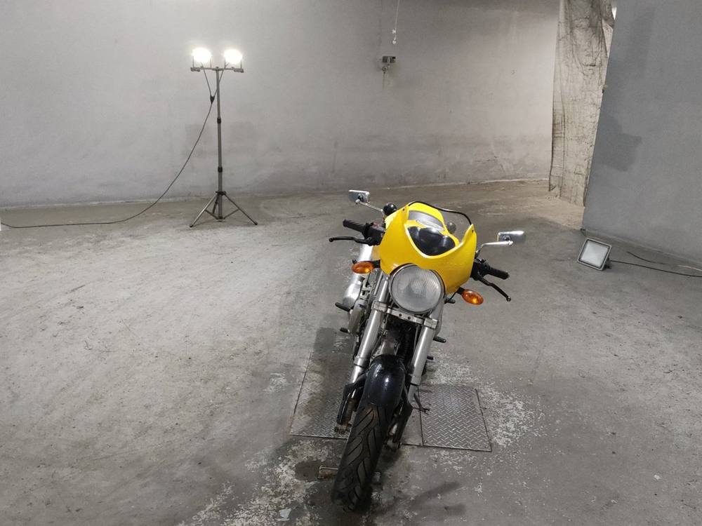Ducati MONSTER 400 2004, рама ZDMM407AA3B043398 – мотоцикл из Японии с аукциона JBA, фото 3