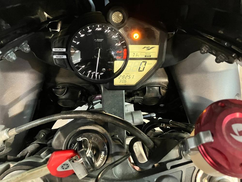 Yamaha YZF-R1 2009, рама RN24J-000523 – мотоцикл из Японии с аукциона IAUC, фото 3