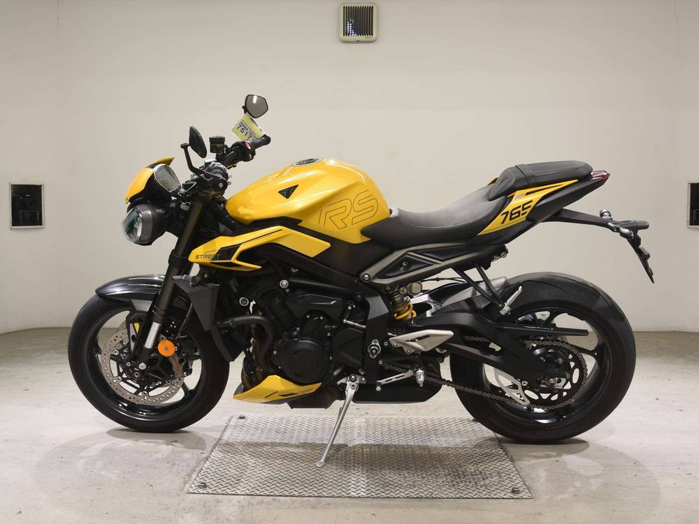 Triumph STREET TRIPLE RS 2023, рама SMTHDA614ARBP8273 – мотоцикл из Японии с аукциона BDS, фото 2