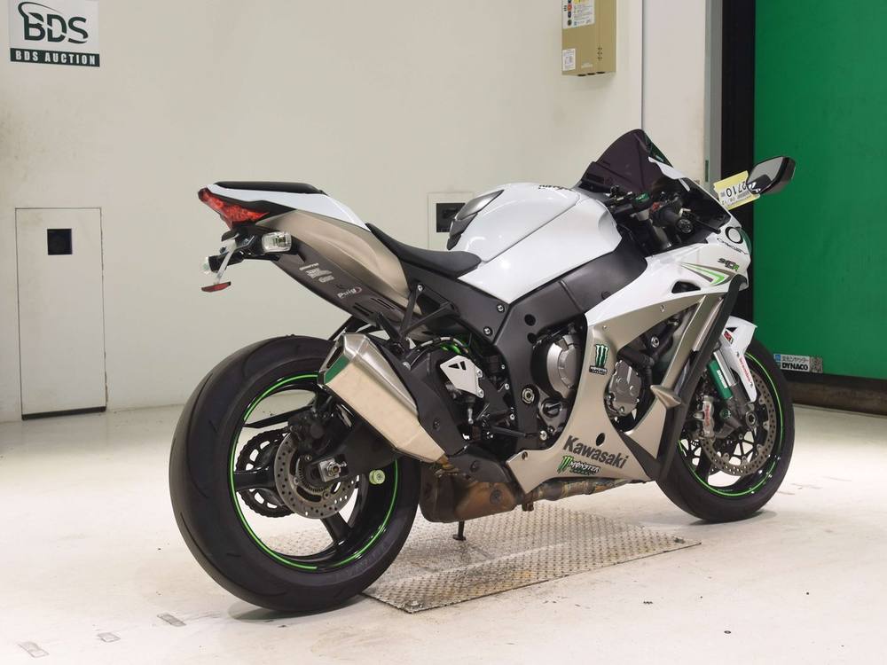Kawasaki NINJA ZX-10RA 2017, рама JKAZXT00SSA009710 – мотоцикл из Японии с аукциона BDS, фото 5