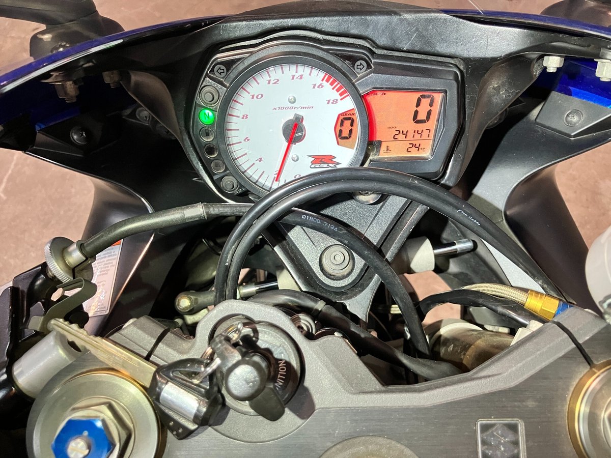 Suzuki GSX-R600 2008, рама JS1GN7DA372127314 – мотоцикл из Японии с аукциона IAUC, фото 3