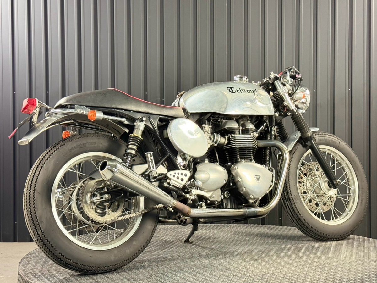 Triumph THRUXTON900 2013, рама SMTTJ9147GD574706 – мотоцикл из Японии с аукциона IAUC, фото 3