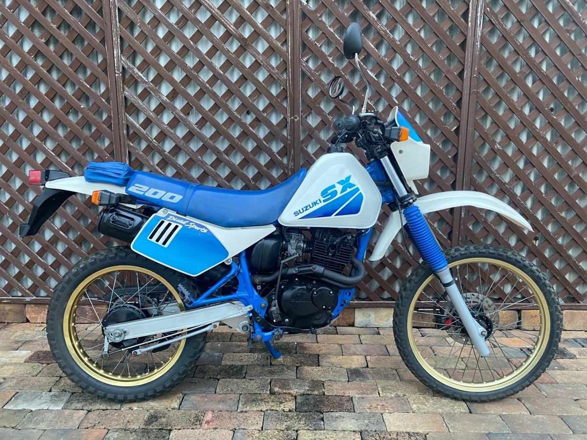 Suzuki SX200R, рама SH41A-105408 – мотоцикл из Японии с аукциона IAUC, фото 1